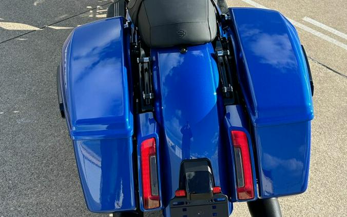 2024 Harley-Davidson Street Glide® Blue Burst - Black Finish