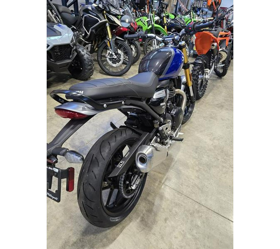 2025 Triumph Speed 400 Carnival Red / Storm Grey