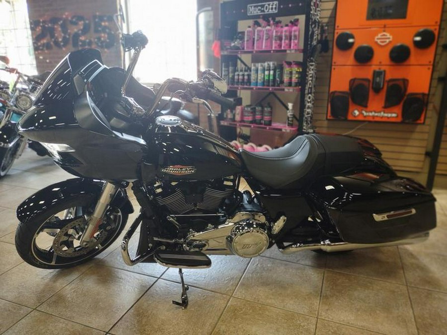 2025 Harley-Davidson® FLTRX - Road Glide®