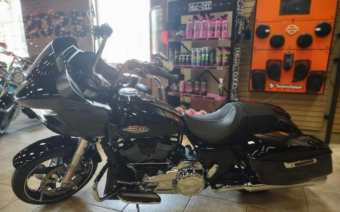2025 Harley-Davidson® FLTRX - Road Glide®