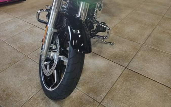 2025 Harley-Davidson® FLTRX - Road Glide®