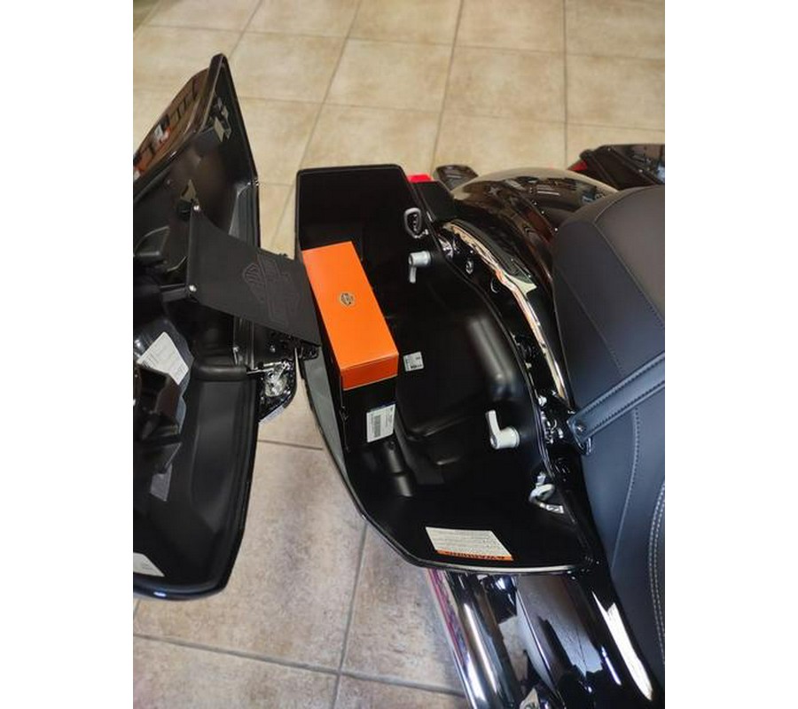 2025 Harley-Davidson® FLTRX - Road Glide®