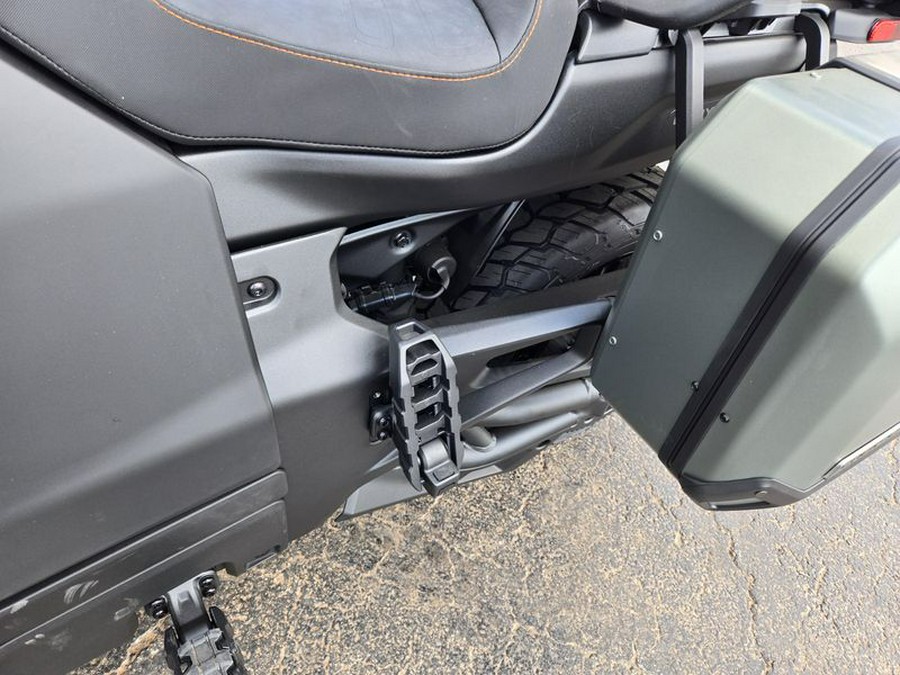 New 2025 CAN-AM CANYON REDROCK