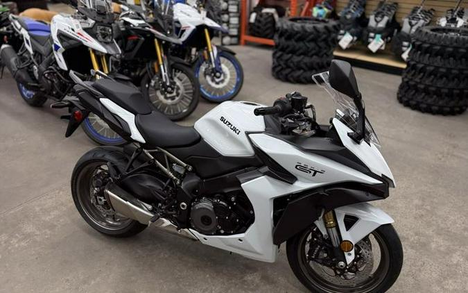 2026 Suzuki GSX-S1000GT+