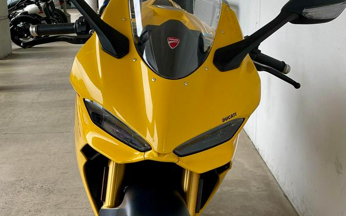2026 Ducati PANIGALE V2S