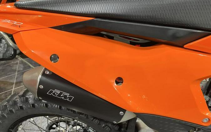 2025 KTM 300 SX