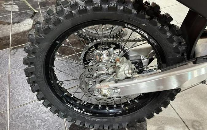 2025 KTM 300 SX
