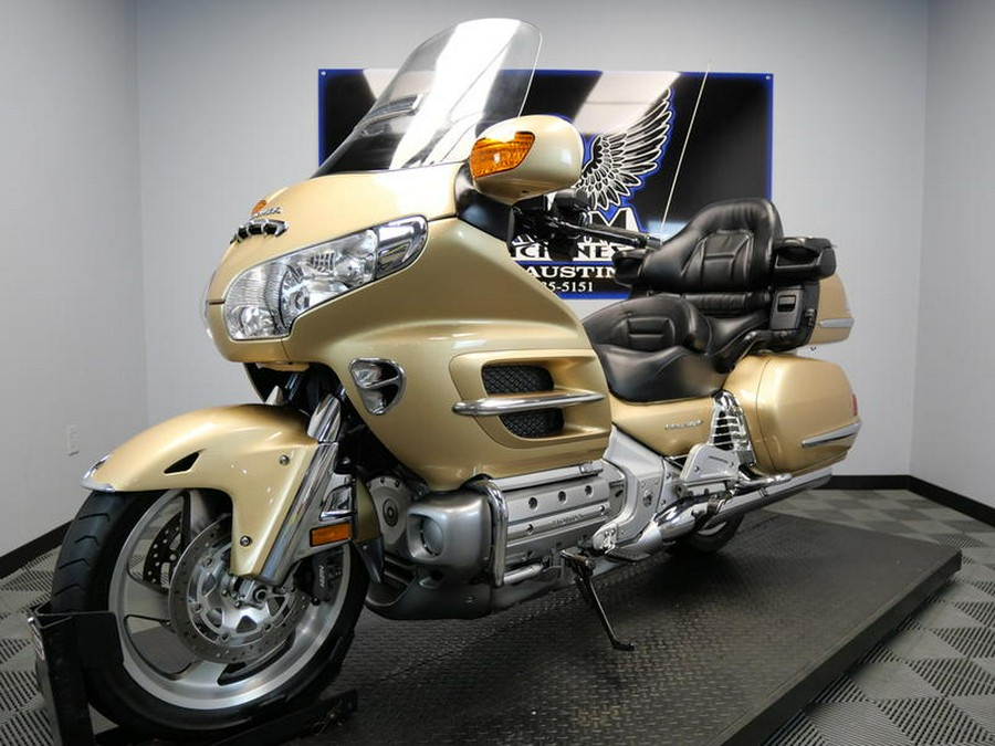 2006 Honda® Gold Wing Audio / Comfort / Navi