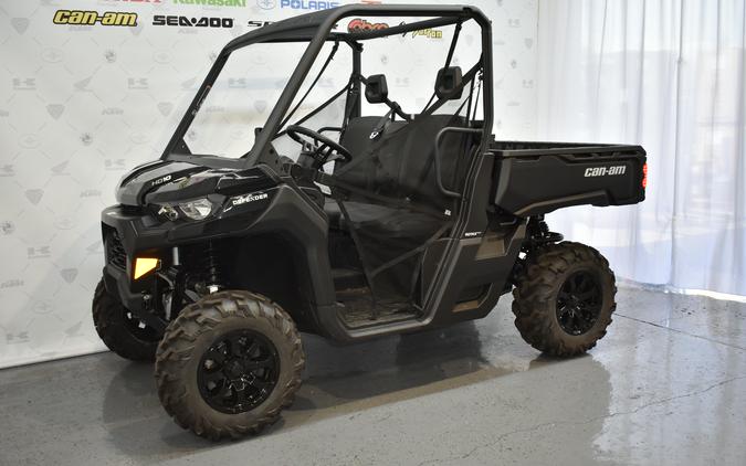 2023 Can-Am™ Defender DPS HD10