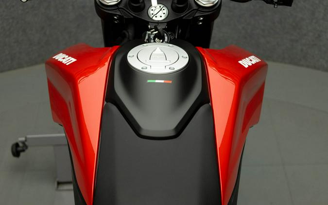 2023 DUCATI HYPERMOTARD 950 W/ABS