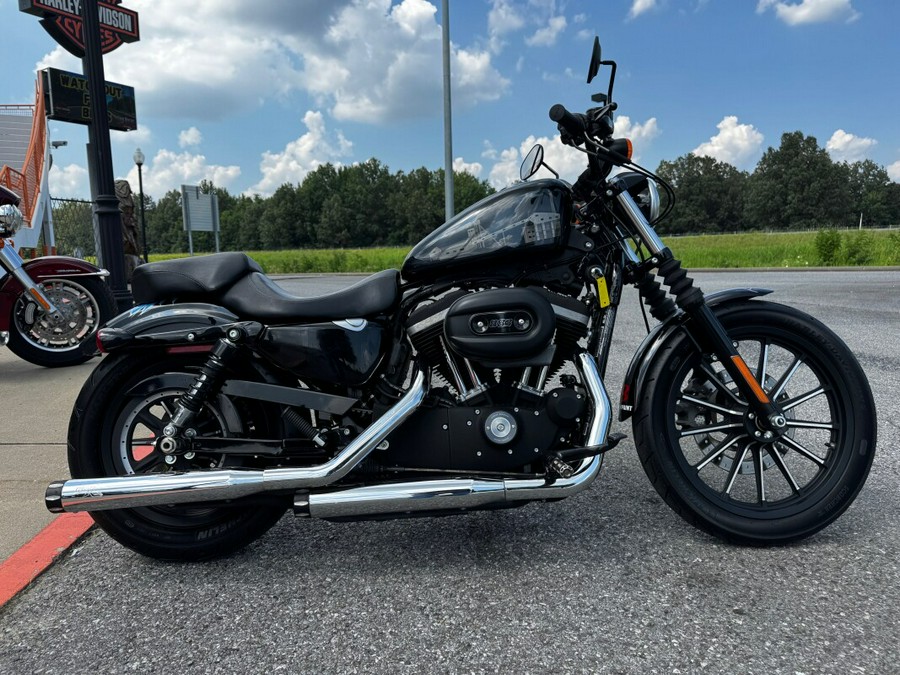 2015 Harley-Davidson® Iron 883™ Custom Paint