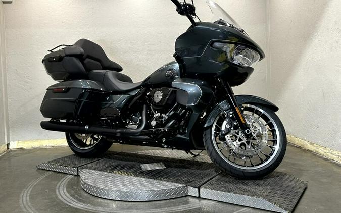 2026 Harley-Davidson® Road Glide Limited Iron Horse Metallic