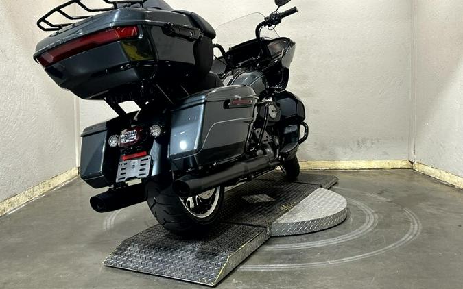 2026 Harley-Davidson® Road Glide Limited Iron Horse Metallic