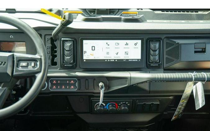 2026 Can-Am Defender MAX XT CAB HD11