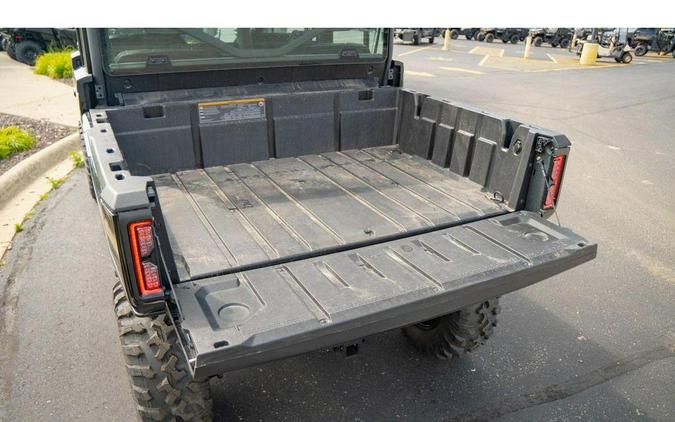 2026 Can-Am Defender MAX XT CAB HD11