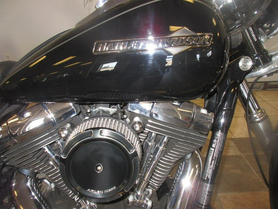 2013 Harley-Davidson® FXDC - Dyna® Super Glide® Custom