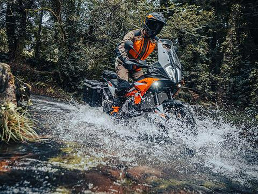 2023 KTM 890 Adventure