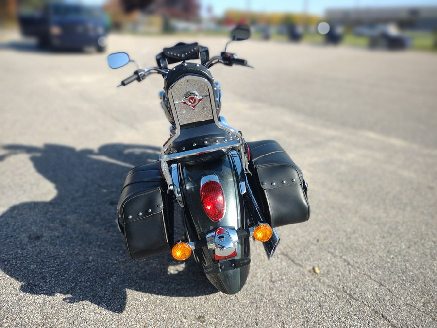 2017 Kawasaki Vulcan 900 Classic LT