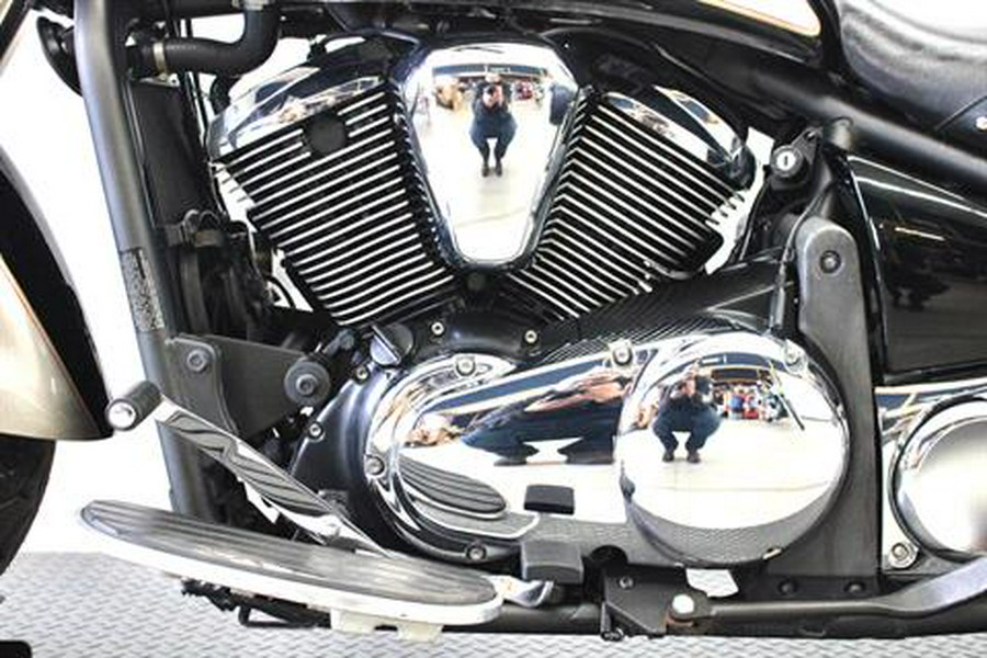 2011 Kawasaki Vulcan® 900 Classic LT