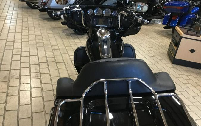 2014 Harley-Davidson Electra Glide Ultra Limited Vivid Black- 1 year warranty included!