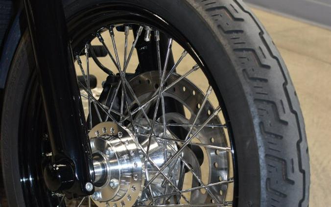 2019 Harley-Davidson Street Bob Billiard Blue