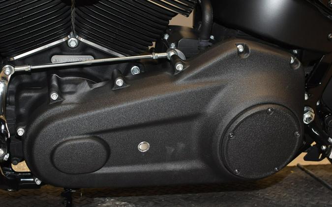 2019 Harley-Davidson Street Bob Billiard Blue