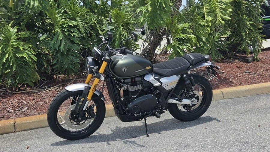 2026 Triumph Scrambler 900 Matt khaki green