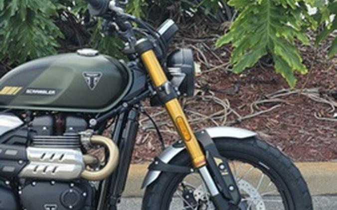 2026 Triumph Scrambler 900 Matt khaki green