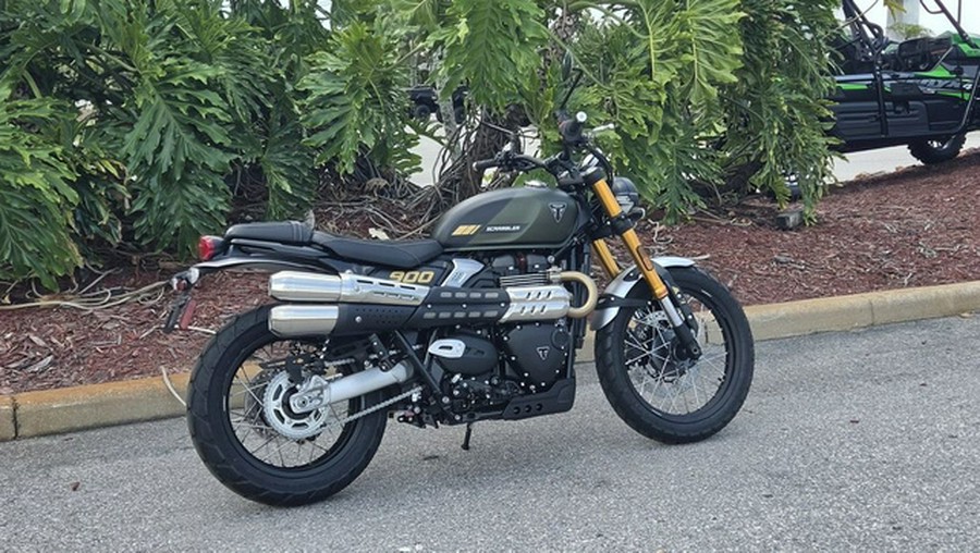 2026 Triumph Scrambler 900 Matt khaki green