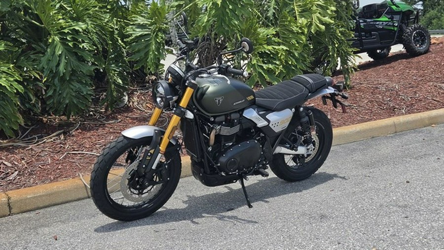 2026 Triumph Scrambler 900 Matt khaki green