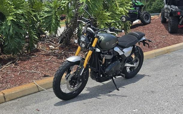 2026 Triumph Scrambler 900 Matt khaki green