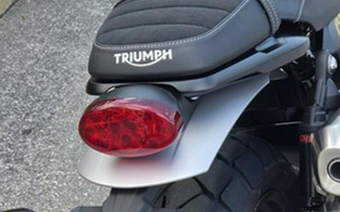 2026 Triumph Scrambler 900 Matt khaki green