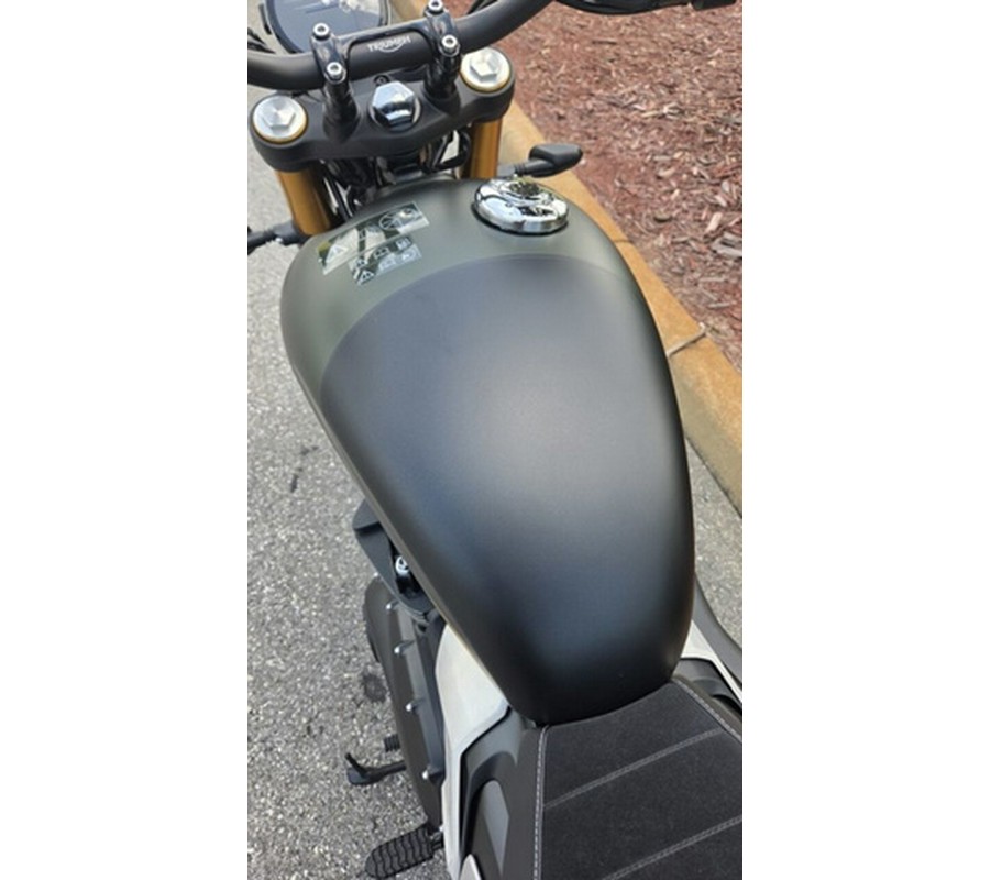 2026 Triumph Scrambler 900 Matt khaki green