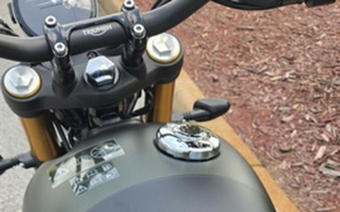 2026 Triumph Scrambler 900 Matt khaki green