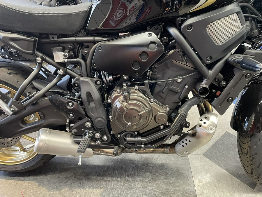 2025 Yamaha XSR 700