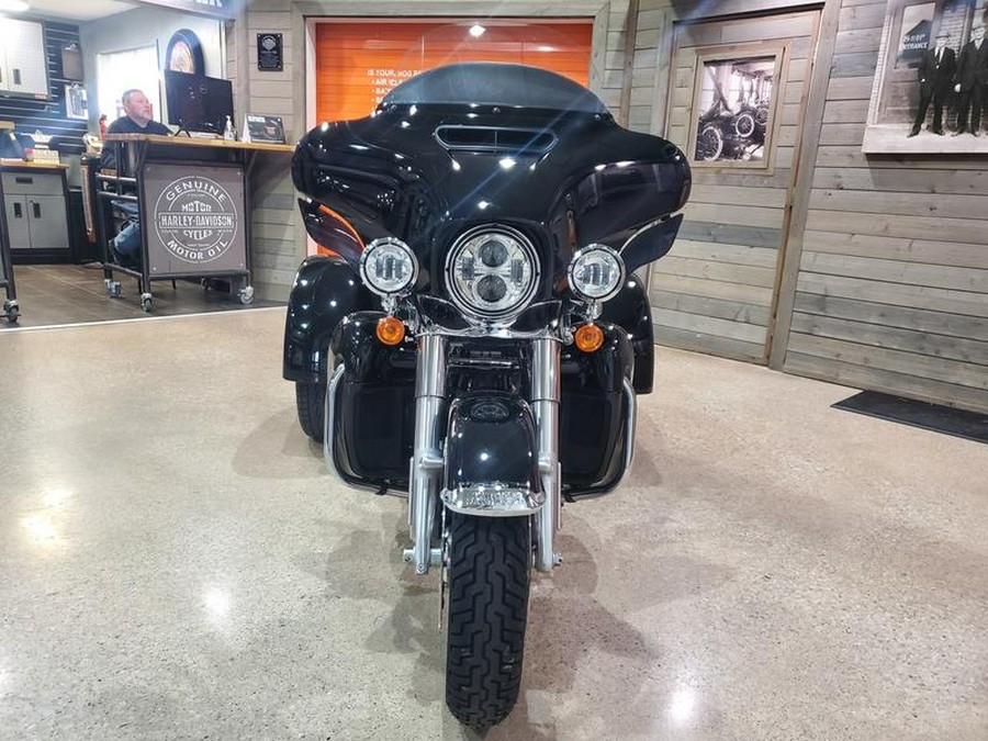 2021 Harley-Davidson® FLHTCUTG - Tri Glide® Ultra