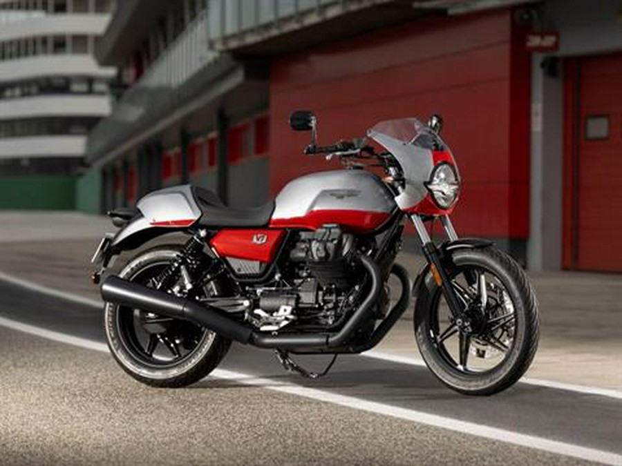 2024 Moto Guzzi V7 Stone Corsa