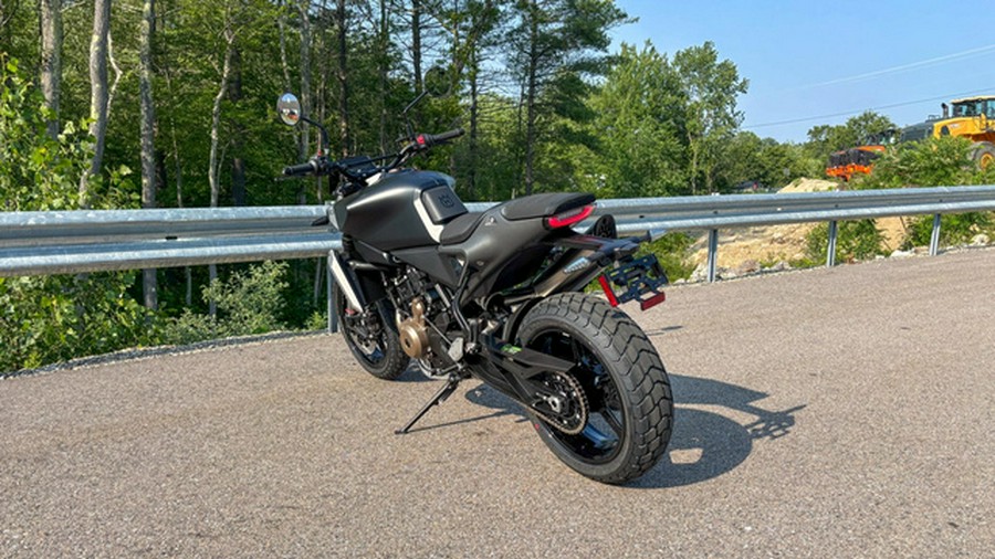 2025 Husqvarna Motorcycles SVARTPILEN 801