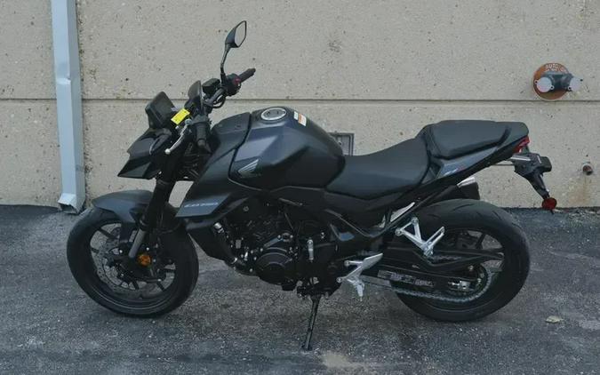 New 2025 HONDA CB750 HORNET