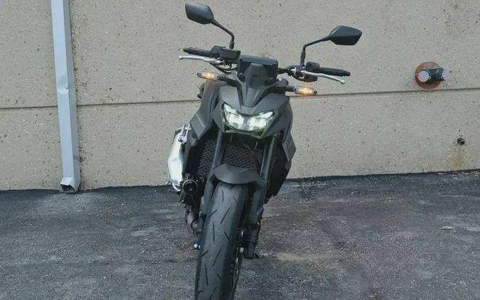 New 2025 HONDA CB750 HORNET