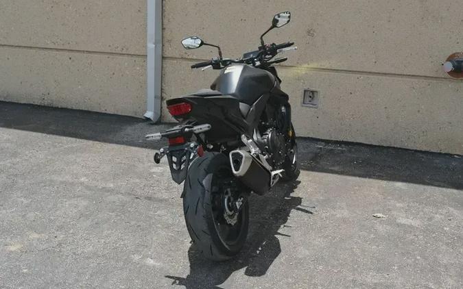 New 2025 HONDA CB750 HORNET