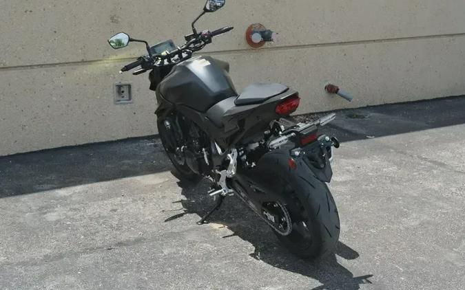 New 2025 HONDA CB750 HORNET