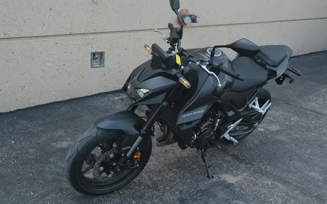 New 2025 HONDA CB750 HORNET