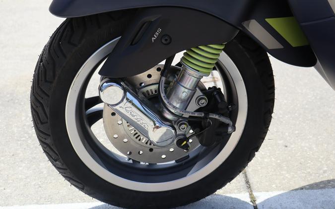 2025 Vespa Primavera 150 Tech