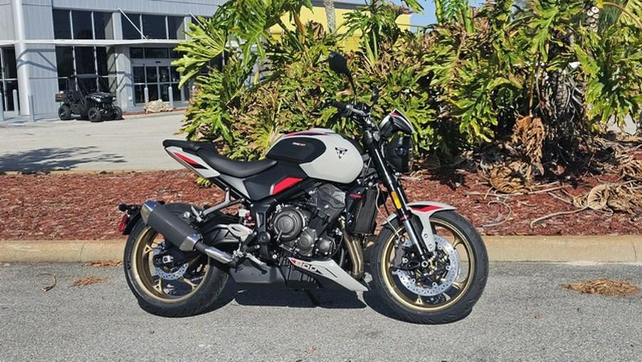 2026 Triumph Trident 800 Ash grey 800 Jet Black