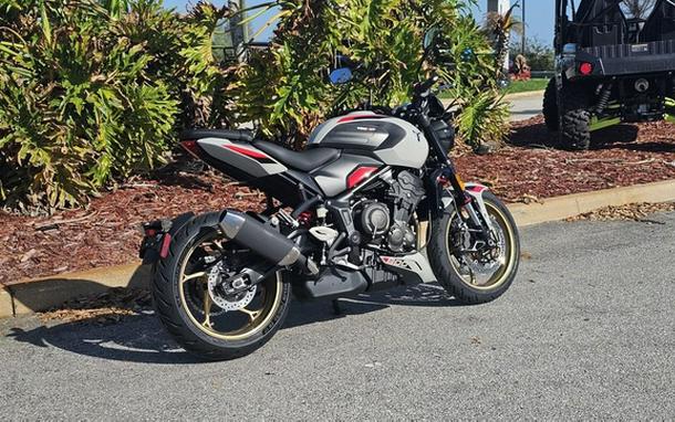 2026 Triumph Trident 800 Ash grey 800 Jet Black