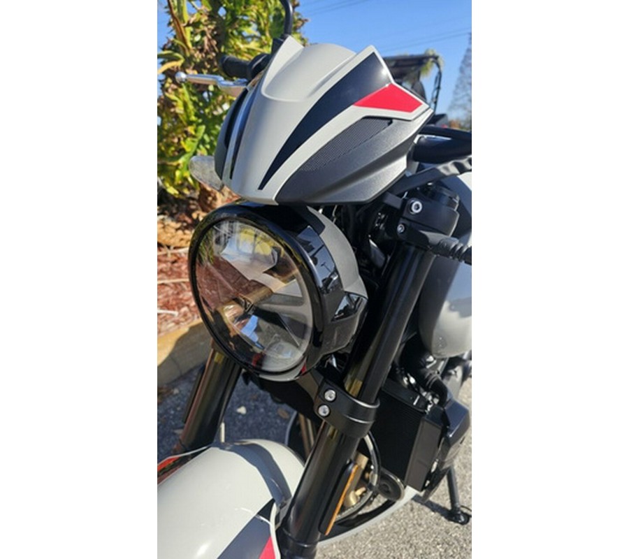 2026 Triumph Trident 800 Ash grey 800 Jet Black