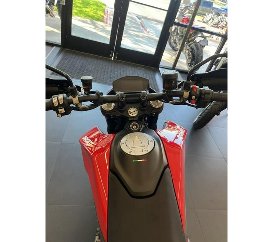 2023 Ducati Hypermotard 950 Ducati Red