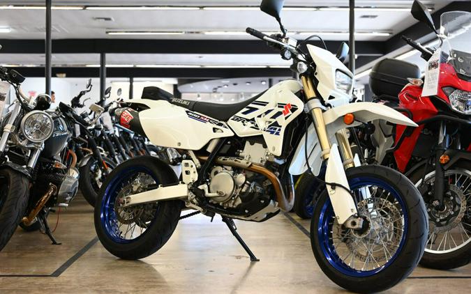 2017 Suzuki DRZ400SM