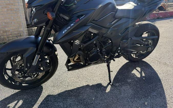 2020 SUZUKI GSX-S750